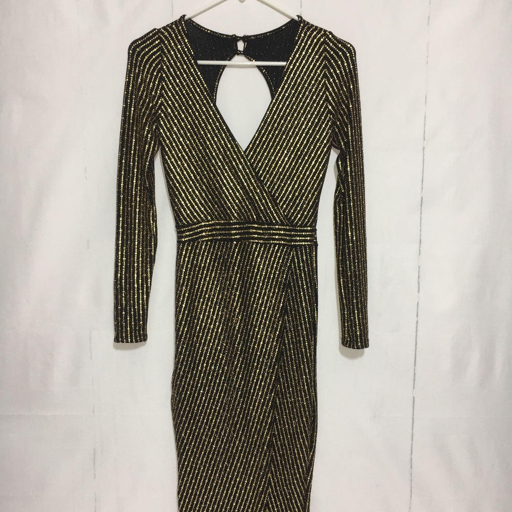 FASHION NOVA Sexy gold sequin dress